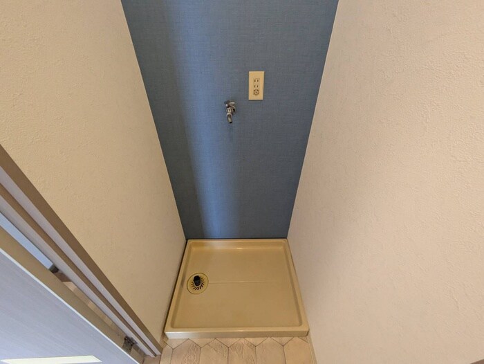 物件内観写真17　(洗濯機置場)