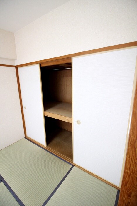 物件内観写真15　(収納)