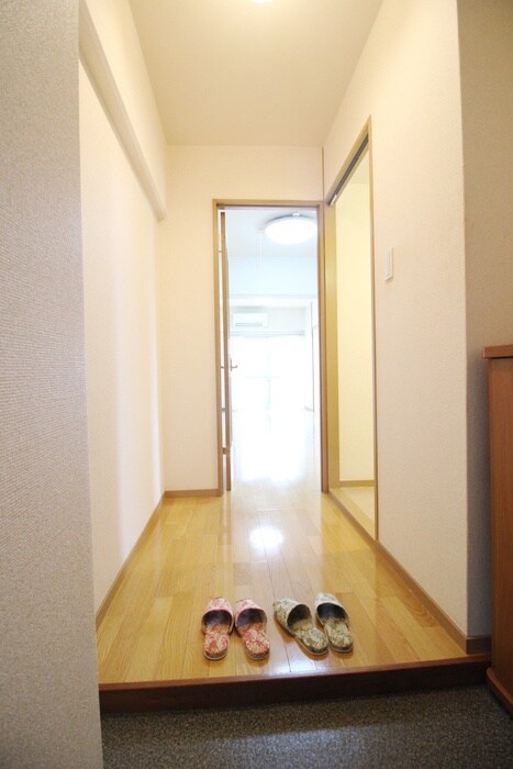 物件内観写真17　(廊下)