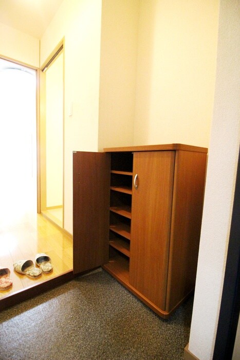 物件内観写真18　(靴箱)