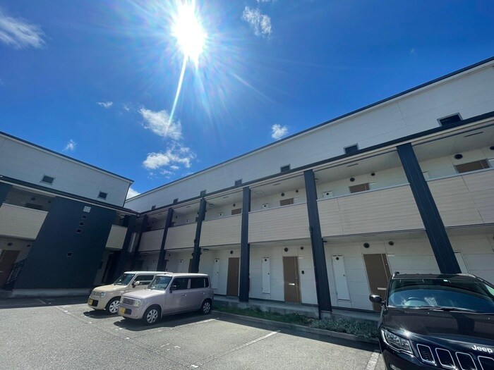 物件外観写真2　(外観写真)