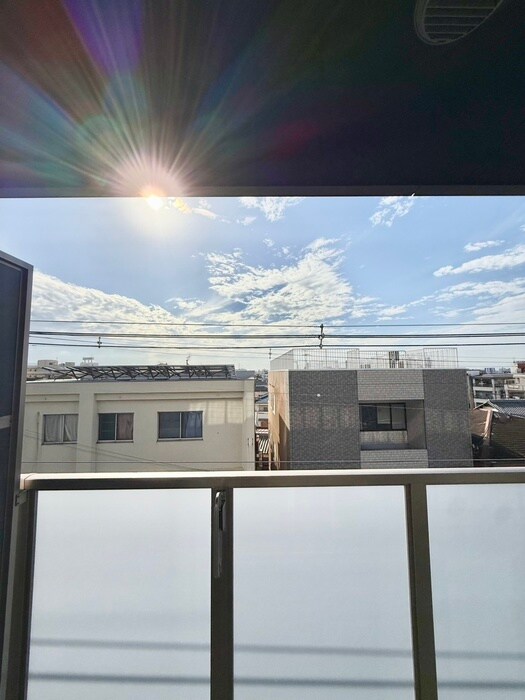 物件内観写真18　(玄関)