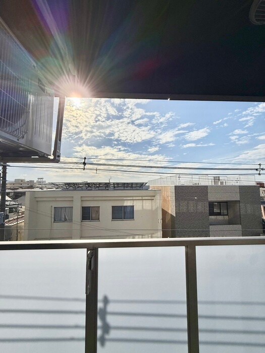 物件内観写真18　(室内からの展望)