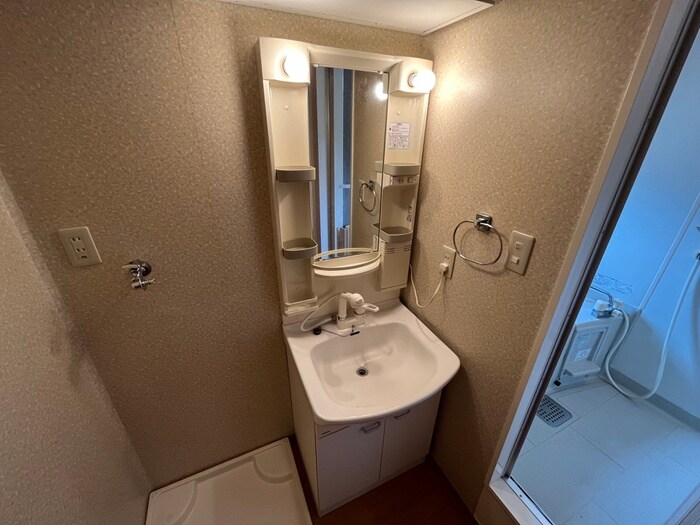 物件内観写真9　(洗面)