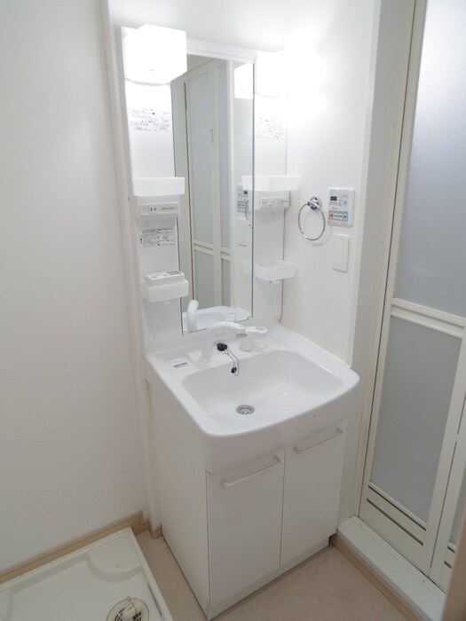 物件内観写真13　(洗面)