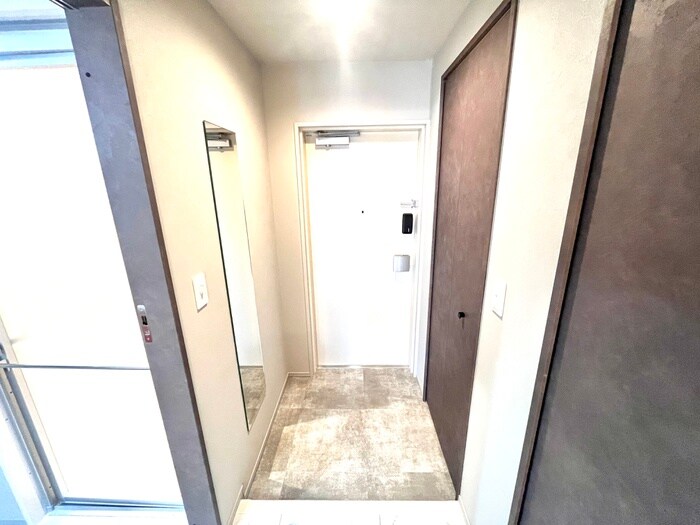 物件内観写真20　(玄関)