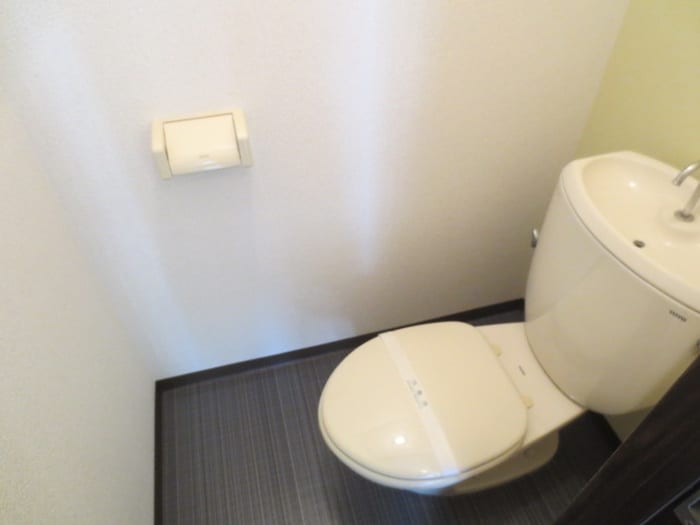 物件内観写真9　(トイレ)