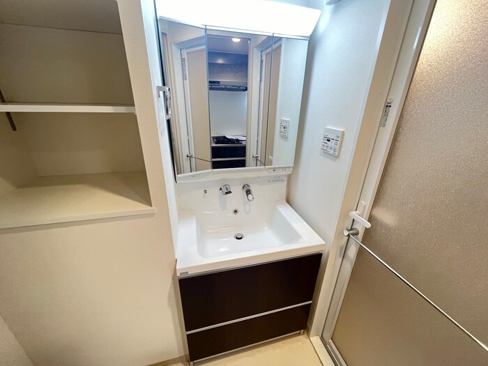 物件内観写真14　(洗面)