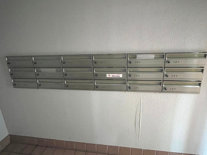 物件外観写真6　(建物設備)