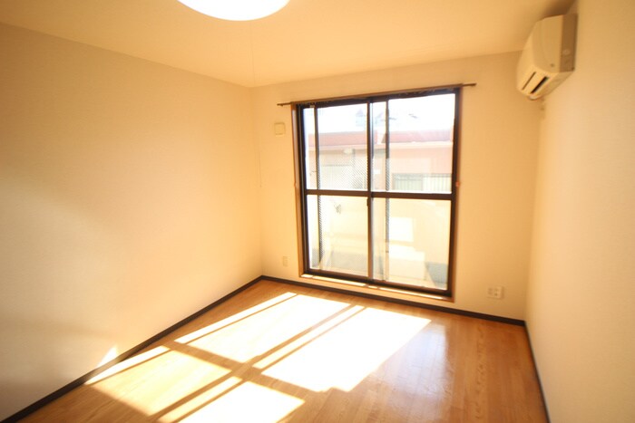 ジョイモア－の居室