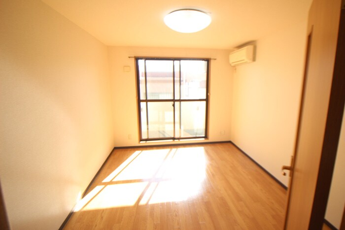 ジョイモア－の居室