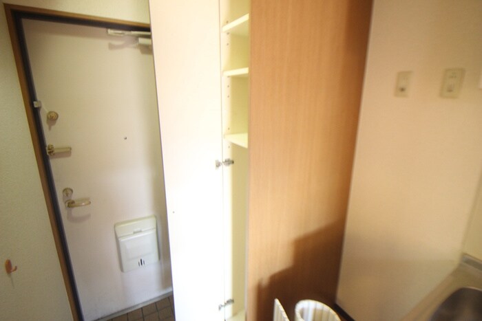 物件内観写真18　(靴箱)