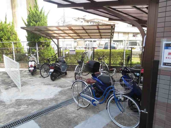 駐輪場