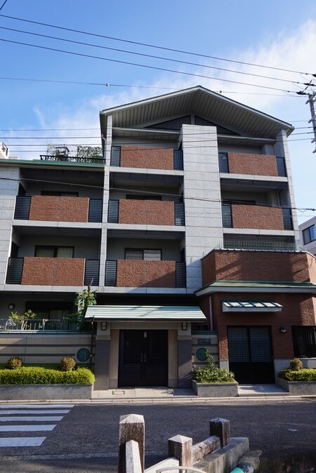 ウィング東山外観写真