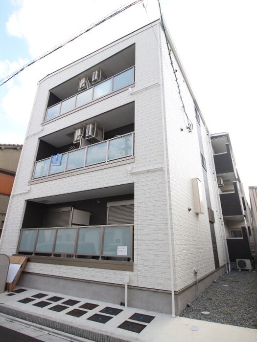 物件外観写真1　(外観写真)