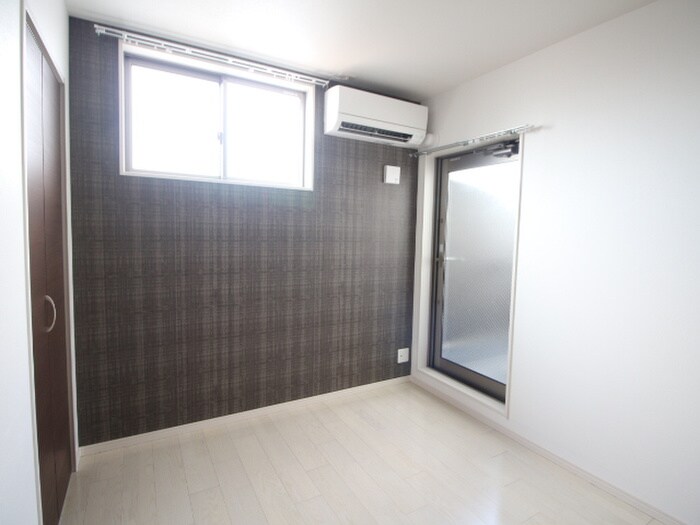 物件内観写真12　(居室)