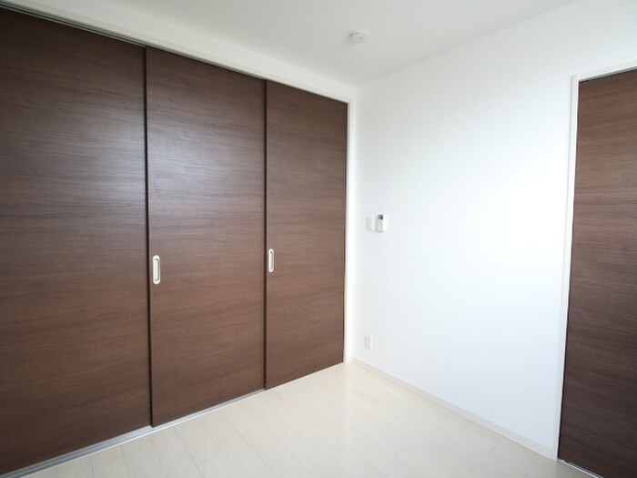 物件内観写真19　(居室)