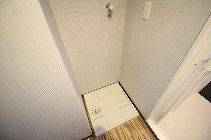 物件内観写真20　(洗濯機置場)