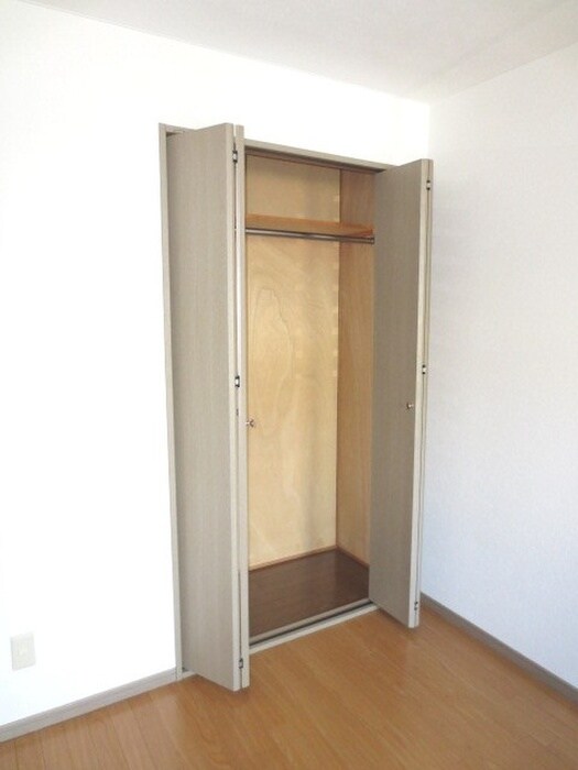 物件内観写真10　(収納)