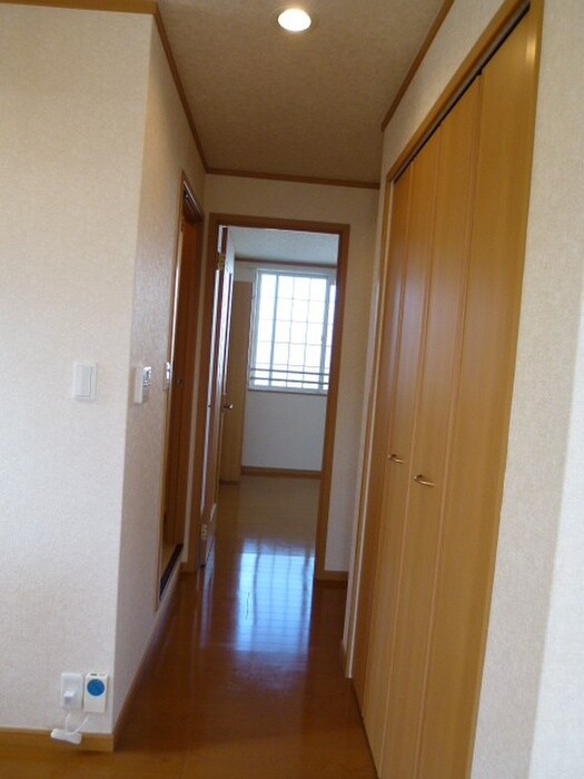 物件内観写真12　(収納)