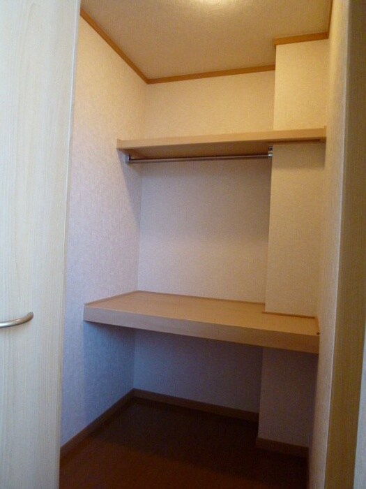 物件内観写真14　(収納)