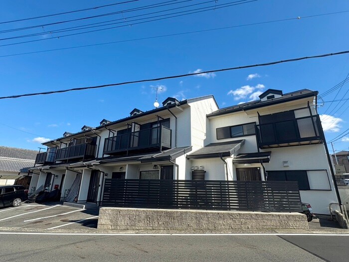 物件外観写真6　(外観写真)