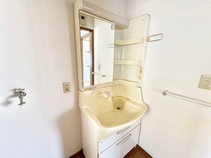 物件内観写真10　(洗面)
