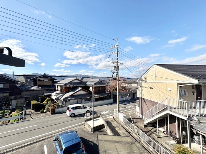 物件内観写真16　(室内からの展望)