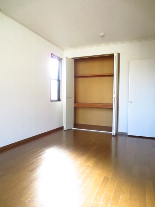 物件内観写真12　(居室)