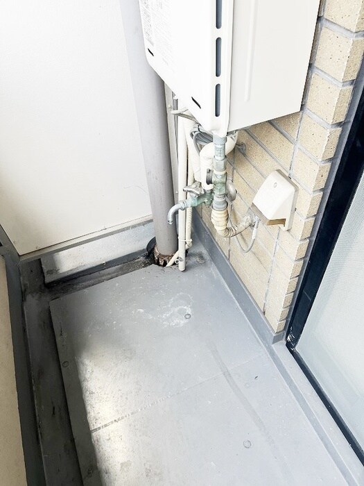 物件内観写真11　(洗濯機置場)