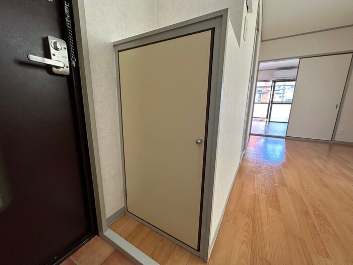 物件内観写真16　(靴箱)