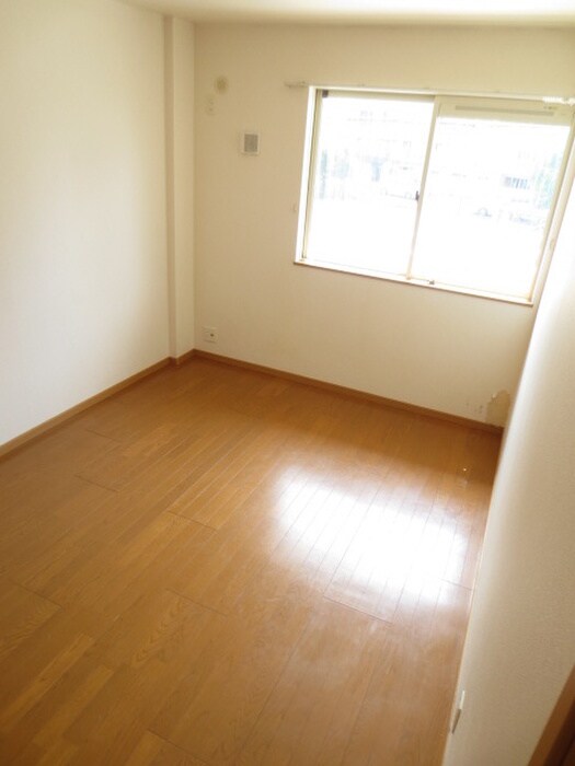 物件内観写真11　(居室)