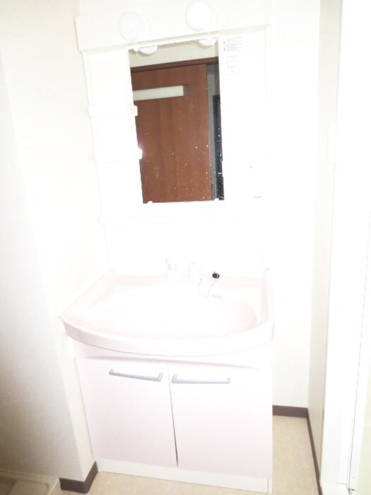 物件内観写真8　(洗面)