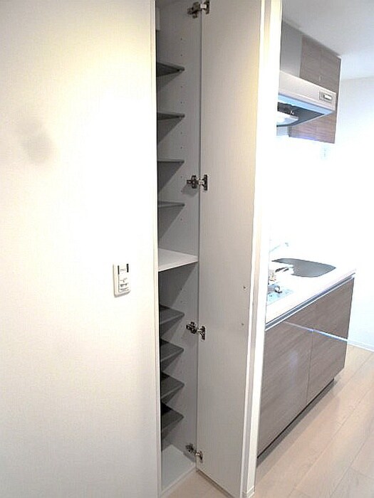 物件内観写真12　(靴箱)