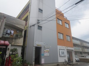 パープルマンション２号館外観写真