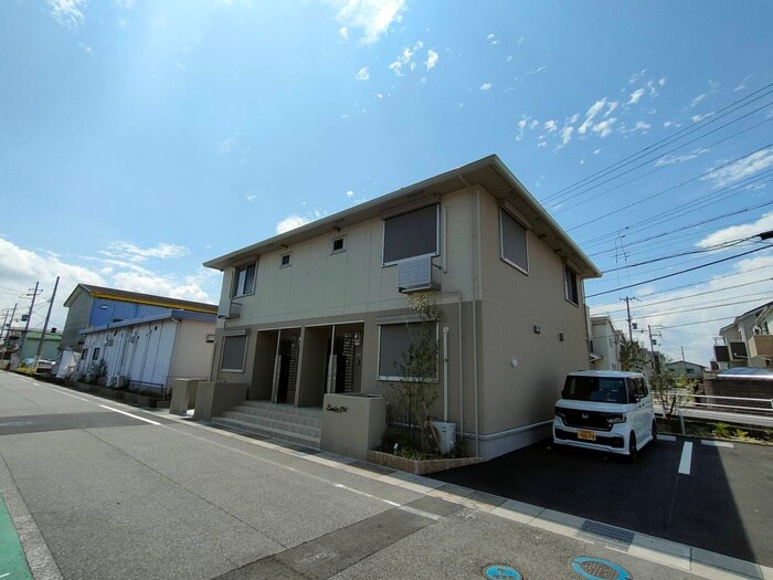 物件外観写真6　(外観写真)