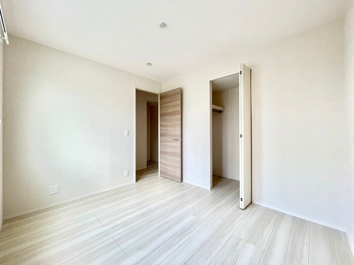 物件内観写真10　(居室)