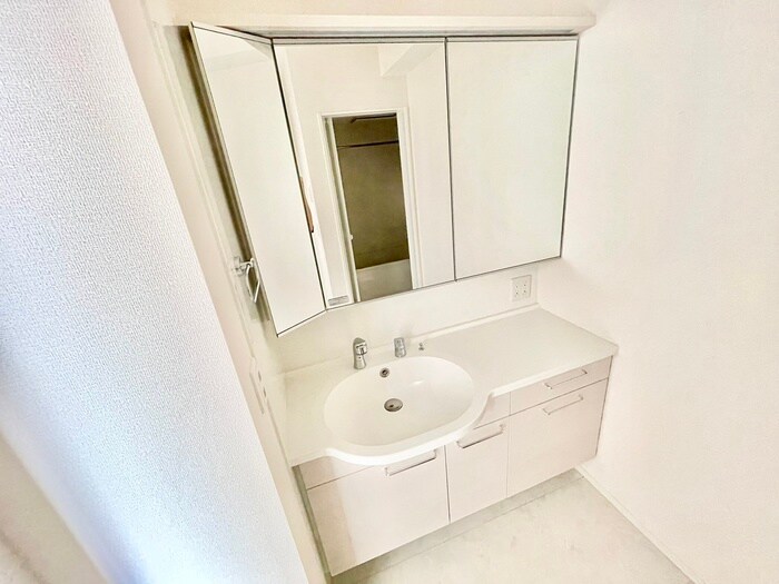 物件内観写真14　(洗面)