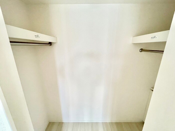 物件内観写真15　(収納)