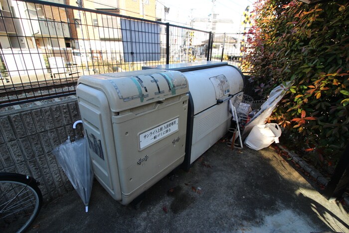 物件外観写真4　(建物設備)