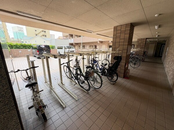 駐輪場