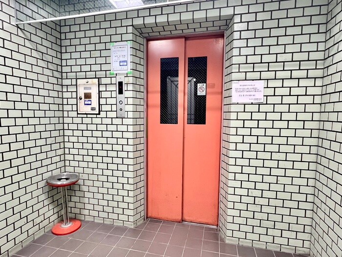 物件外観写真4　(建物設備)