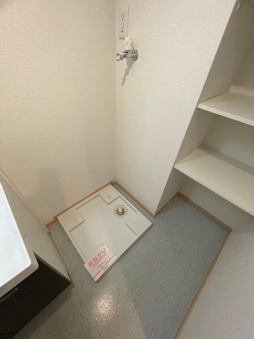 物件内観写真19　(洗濯機置場)