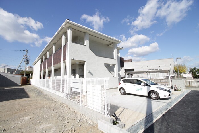 物件外観写真1　(外観写真)