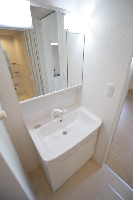 物件内観写真12　(洗面)