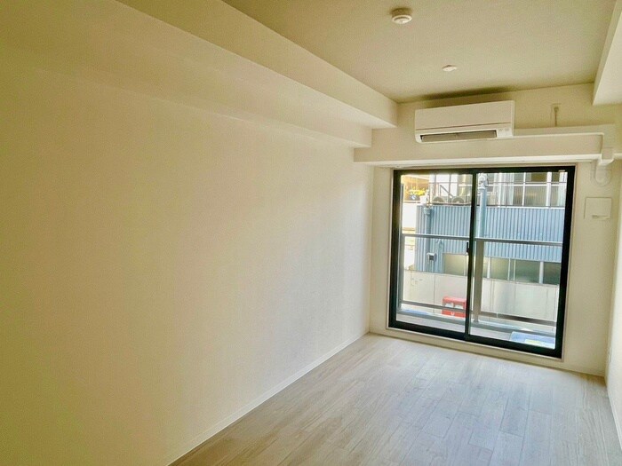 物件内観写真4　(居室)