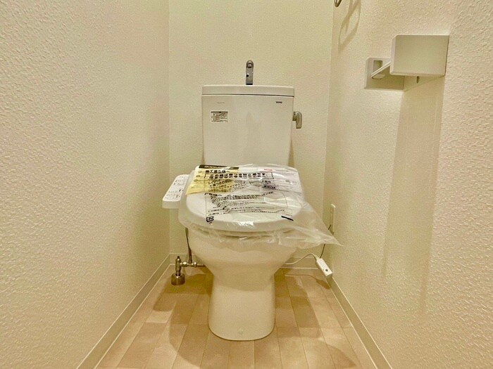 物件内観写真9　(トイレ)