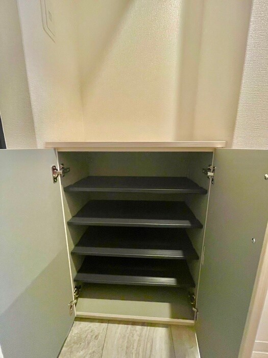 物件内観写真11　(靴箱)