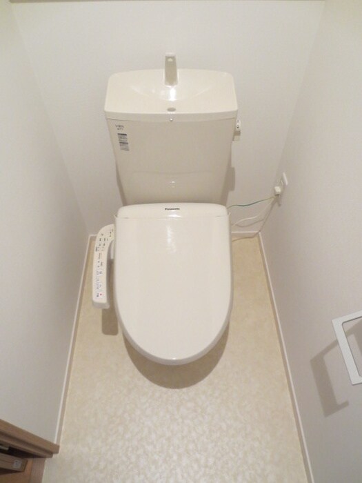 物件内観写真14　(トイレ)