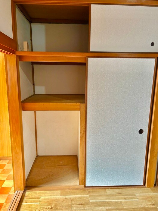 物件内観写真16　(収納)